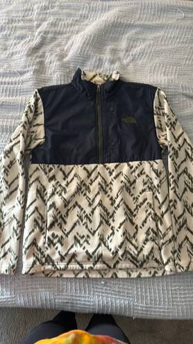 The North Face Fleece Quarterzip