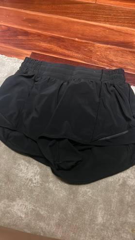 Lululemon Black Hotty Hot 2.5” Shorts