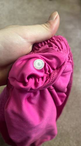 Lululemon 2.5” Hotty Hot Shorts Sonic Pink