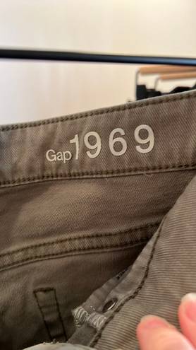 Gap 1969 Skinny Jeans