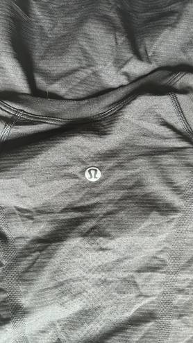 Lululemon swiftly tech size 2