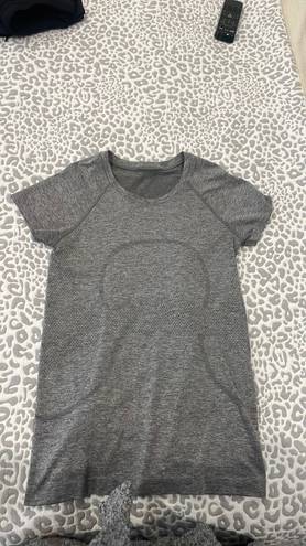 Lululemon Swiftly Tech Short Sleeve