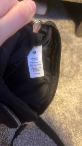 Lululemon Athletica City Adventureur Cross Body Bag