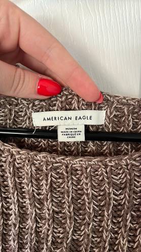 American Eagle Outfitters cropped sweater