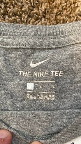 Nike tee