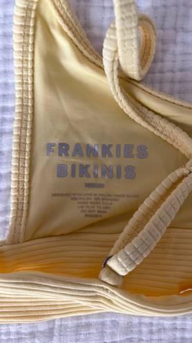 Frankie’s Bikinis Top