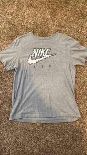 Nike tee