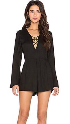 Mezzanine Women Long Sleeve Strappy V-Neck Shimmer Black Romper Size Medium