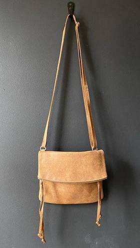 Roots  Canada Leather Folder Over Tan Crossbody bag