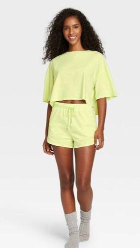 The Comfy Colsie Small Lime Oversized Crop Tee Short Sleeve Shirt Lounge Casual NWT