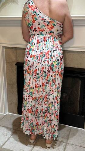 Floral Abstract One Shoulder Pleated Maxi Dress no tags size Medium