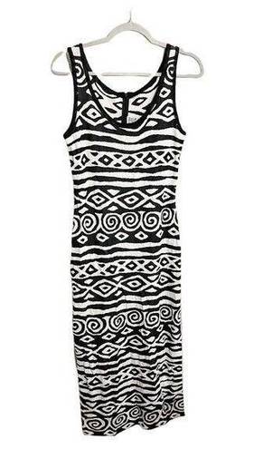 St. John  Collection Sleeveless Bodycon Dress Sheath Geo Print Black White Size 6