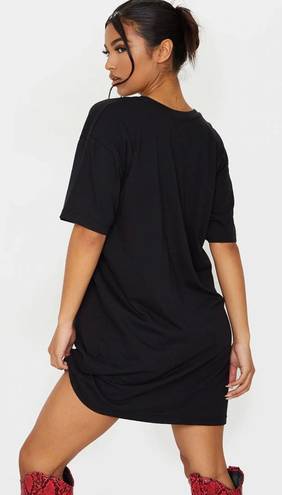 Pretty Little Thing QUEEN X  Black T-Shirt Dress NEW