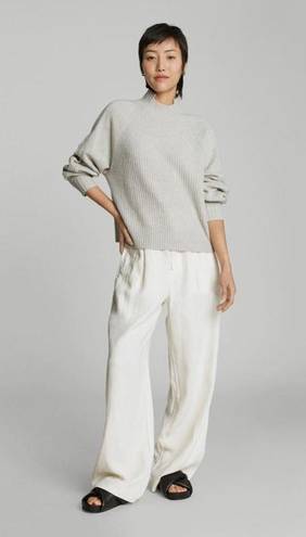 Everlane NWT  The Cashmere Ribbed Turtleneck