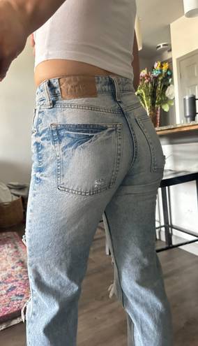 H&M 90s boyfriend jeans