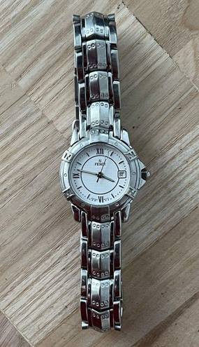 Fendi  Rare Ladies Luxury Watch Registered Model White Dial  Stainless Bracelet