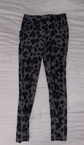 DICK'S Sporting Goods Animal Print Leggings W/ Sidepocket