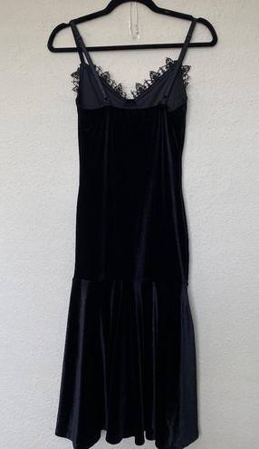 Dolls Kill Black midi Velvet dress size M