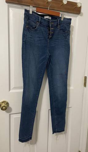 The Loft Women’s jeans size 27/4 31 inches in the waist