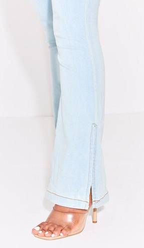 Pretty Little Thing  Shape Light‎ Blue Wash Split Hem Detail Flared Jeans NWT 12