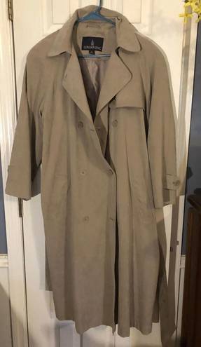 London Fog women’s belted trenchcoat size 12 khaki