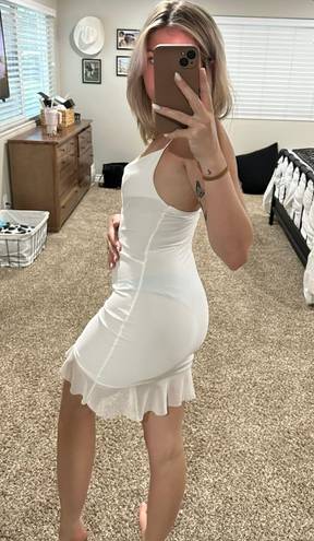 Pretty Little Thing White Dress