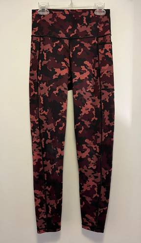 Sweaty Betty Super Sculpt Camo Red Pink Black 7/8 Leggings - Size XS