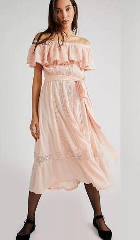 Petal Spell Cassie Lace Gown in  Size XL NWT $299