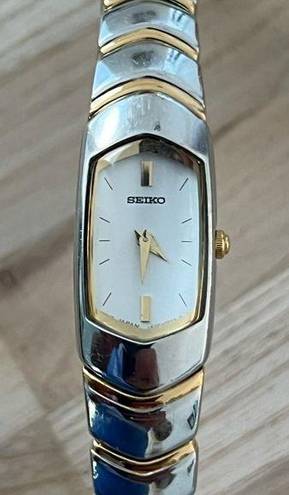 Seiko  Rare Vintage Ladies Watch Curved Crystal White Dial Two-Tone Bracelet