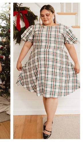 Krass&co Ivy City  Molly Plaid Flare Dress 1X Puff Sleeves Knee Length Plus Size