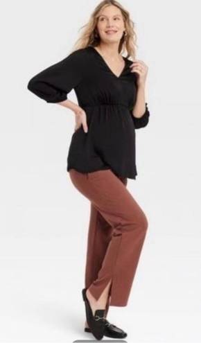 Isabel Maternity elbow sleeve woven back cut out