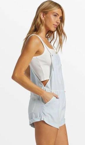 Billabong New.  chambray romper. Large