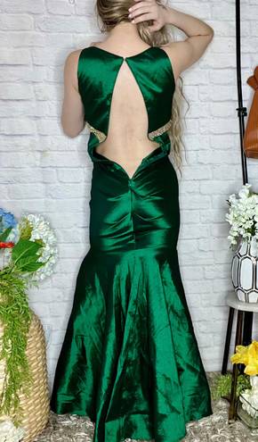 XScape Emerald Green Mermaid Formal Gown Size 0 - $200 (32% Off Retail) -  From Savannah