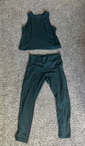 Green Two Piece Workout Set Size L