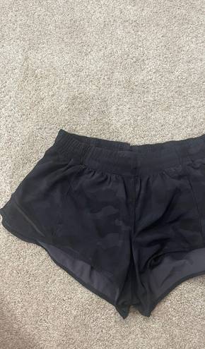 Lululemon Black Camo  Hotty Hot Shorts 2.5 in