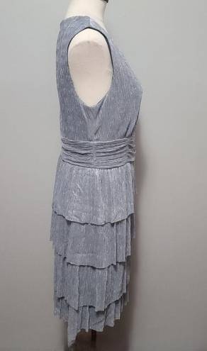 Connected Apparel  silver plisse tiered midi dress size 12