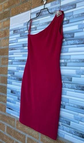 St. John  evening magenta Terry dress size 2