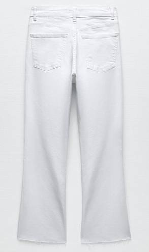 ZARA   TRF White Mid Rise Cropped Flare Denim Jeans Size 0