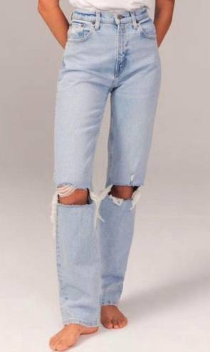 Abercrombie & Fitch The 90s Relaxed Jean High Rise