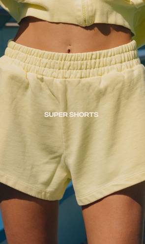 Daily Drills Lemonade Super Shorts