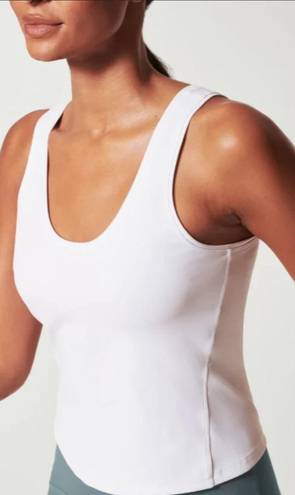 Spanx Get Moving Fitted Tank NWT M