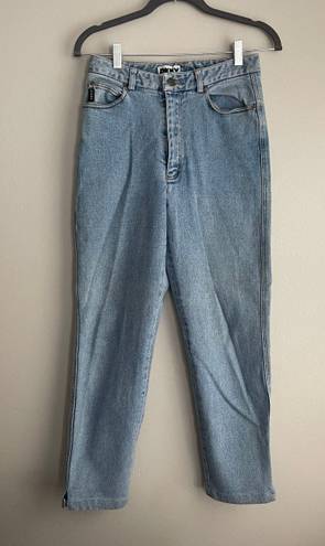 DKNY 80’s Vintage  “In Women We Trust” high rise mom jeans