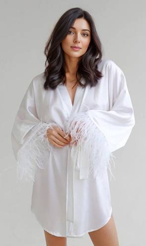 White Robe With Feathers Size M