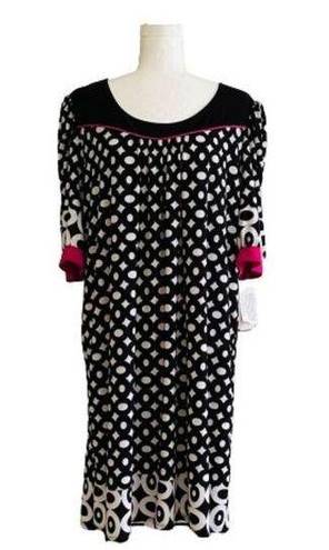 Tiana B  Dress Short Sleeve Knee Length Shift Black White Pink Trim Dress Size 18