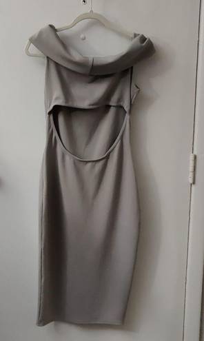 Boohoo  Gray Off Shoulder Cut Out Dress Size 10 Hourglass