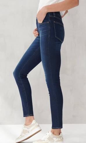 Lucky Brand Dark Wash Jegging