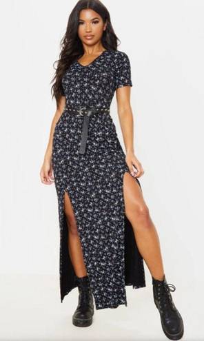 Pretty Little Thing NWT  black ditsy floral split detail maxi dress size/6