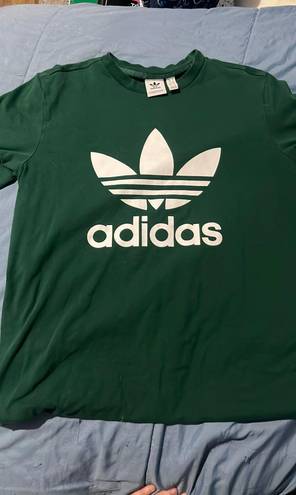 Adidas T-Shirt