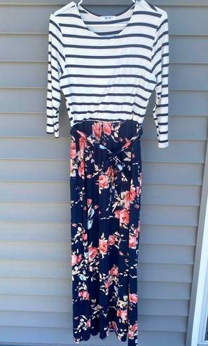 Krass&co Lux &  XL Bernice 2fer Knit Stripes and Floral Maxi Dress - navy, white, pink