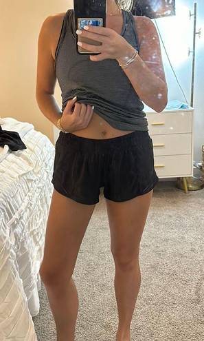 Lululemon Hotty Hot Short 2.5” in Black